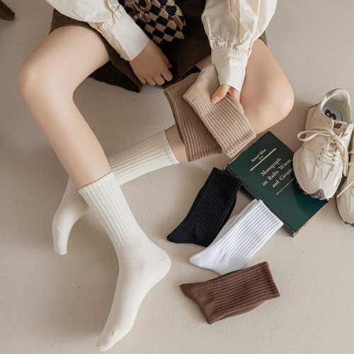 Autumn and winter new socks women's mid-calf socks Japanese solid color simple cotton striped women's stockings manufacturer wholesale