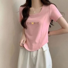 女性用の右肩不規則な半袖Tシャツ、小柄な人向け、お腹カバー、甘い、スリム、背が高くなる、フィッシュボーンインスタイル、少し太い、ショートスタイル、トレンディ