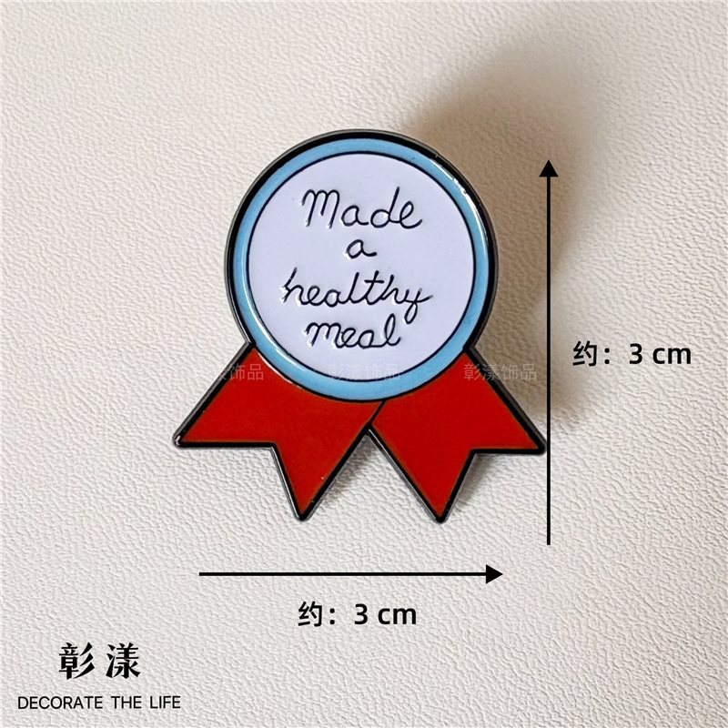 Medalla redonda letras inglesas insignia metálica de colores hombres y mujeres pin creativo bolsas escolares accesorios personales medalla