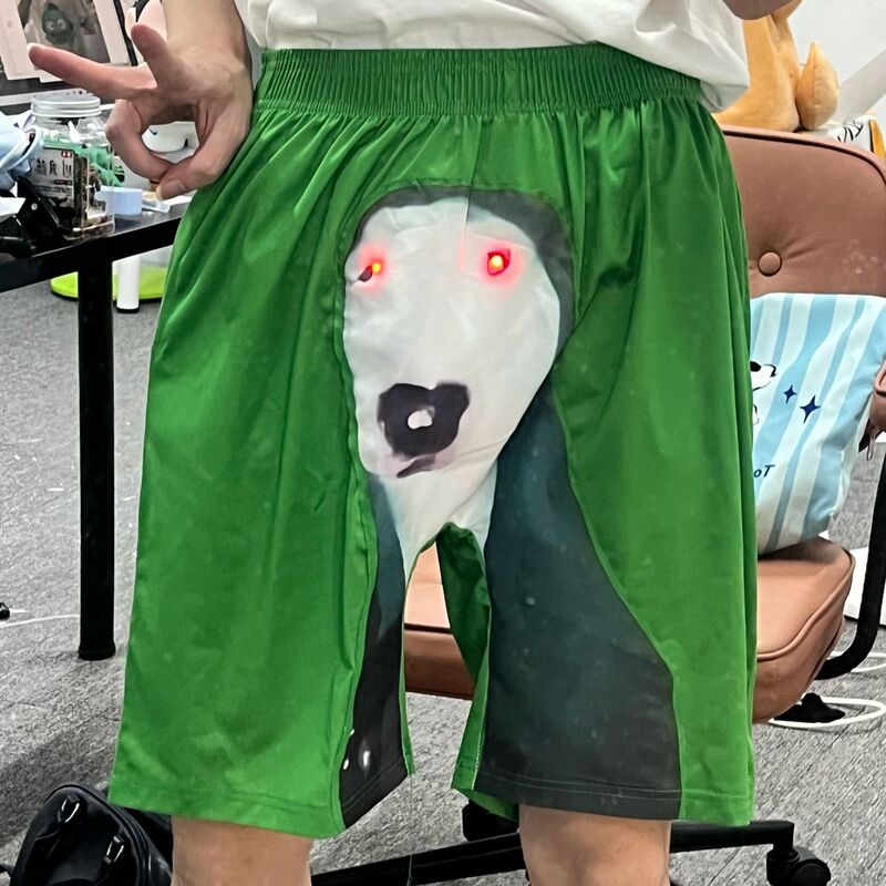 [Tapping will glow] New green dog quick-drying pajamas men's casual pants half pants creative shorts