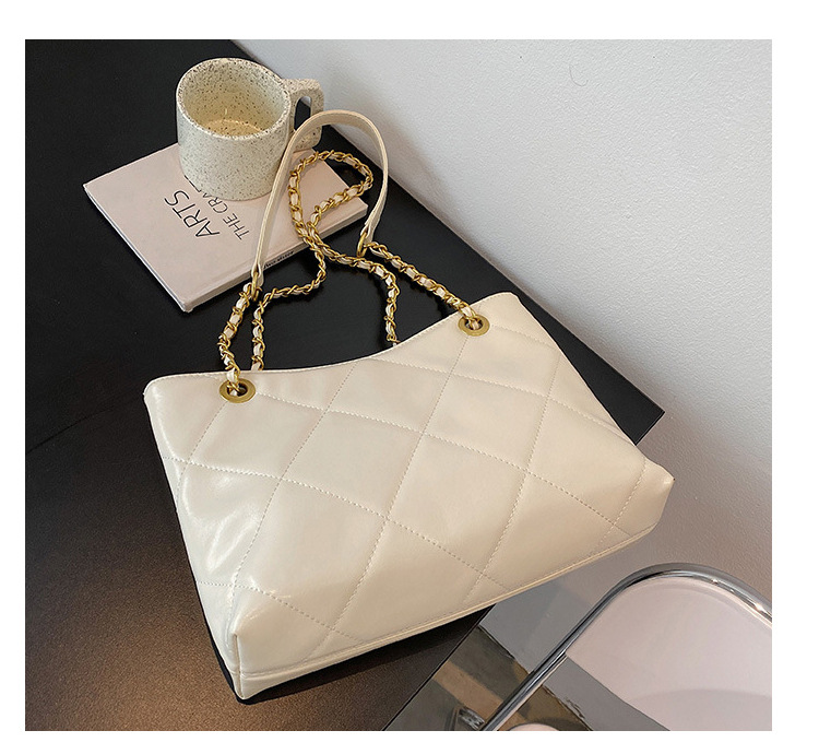 Damen Umhängetasche Mit Steppmuster Und Kette Für Den Alltag_voghion.com