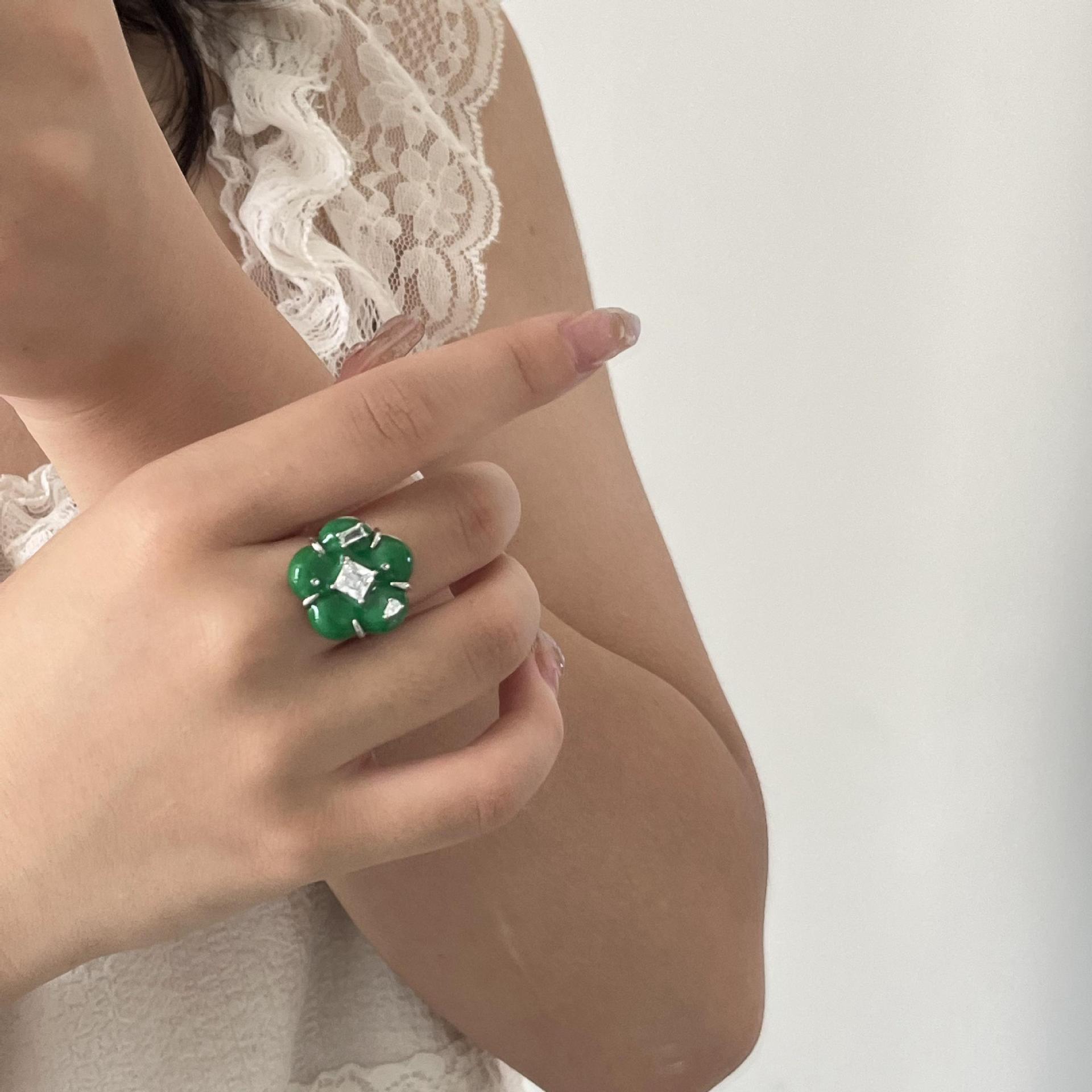 Fashion Flower Alloy Inlay Rhinestones Womenu0027S Rings 1 Piece