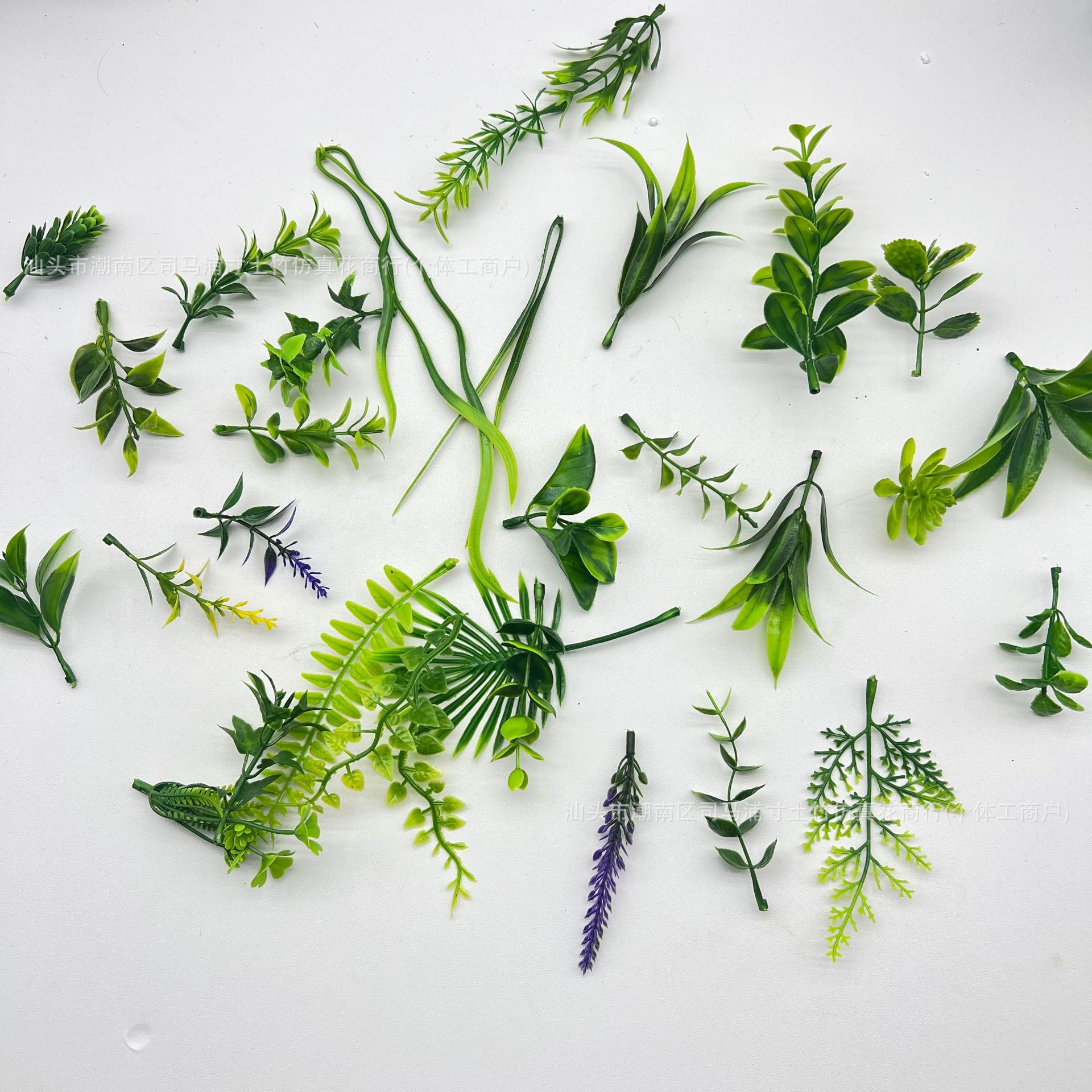 Simulated Plant Aquatic Accessories, Fish Tank Landscaping, Simulated Green Plant Accessories, Simulated Flower Bunches, Decorative Grass Wholesale