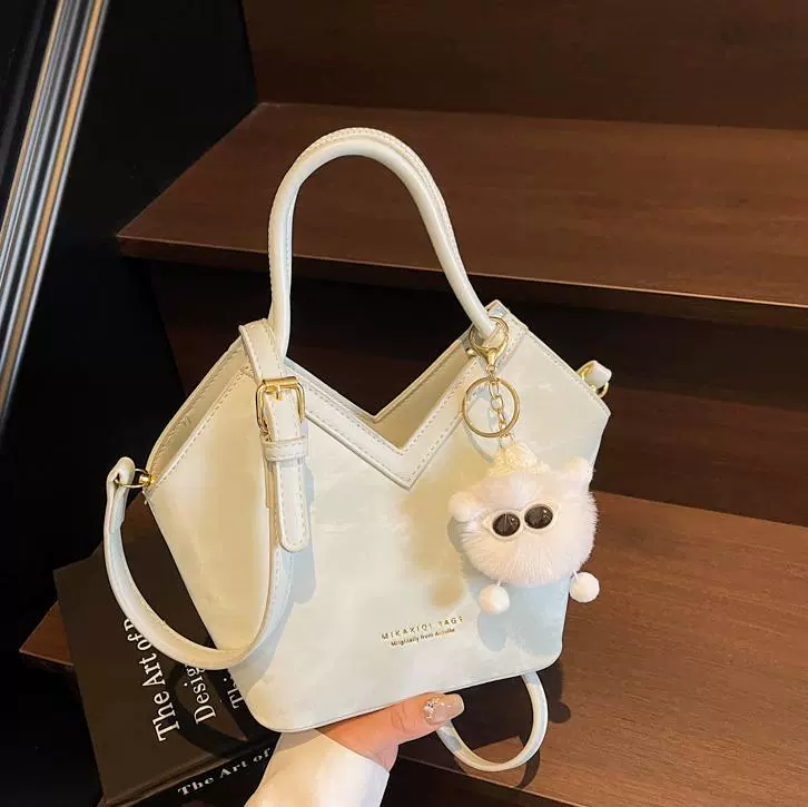 Small design capacious shoulder bag, universal one-shoulder bag