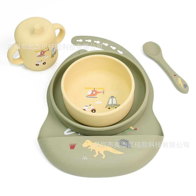 スポット卸売食品グレード食器プリントボウル、プレート、スプーン、ウォーターカップ、よだれかけ5点セット子供用シリコン食器セット|undefined