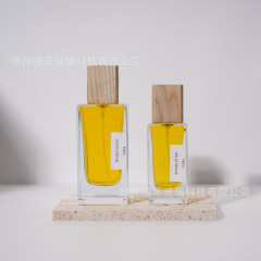 新品木製蓋香水瓶30ml 50ml 100ml角型透明ガラス香水包装瓶液体スプレー瓶