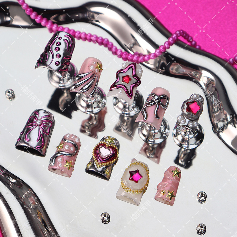 Pressonnails Nail Tips with Rhinestones and Bow Y2K Spicy Girl Sweet Cool Style Short Duckbill Press-On Nails Handmade