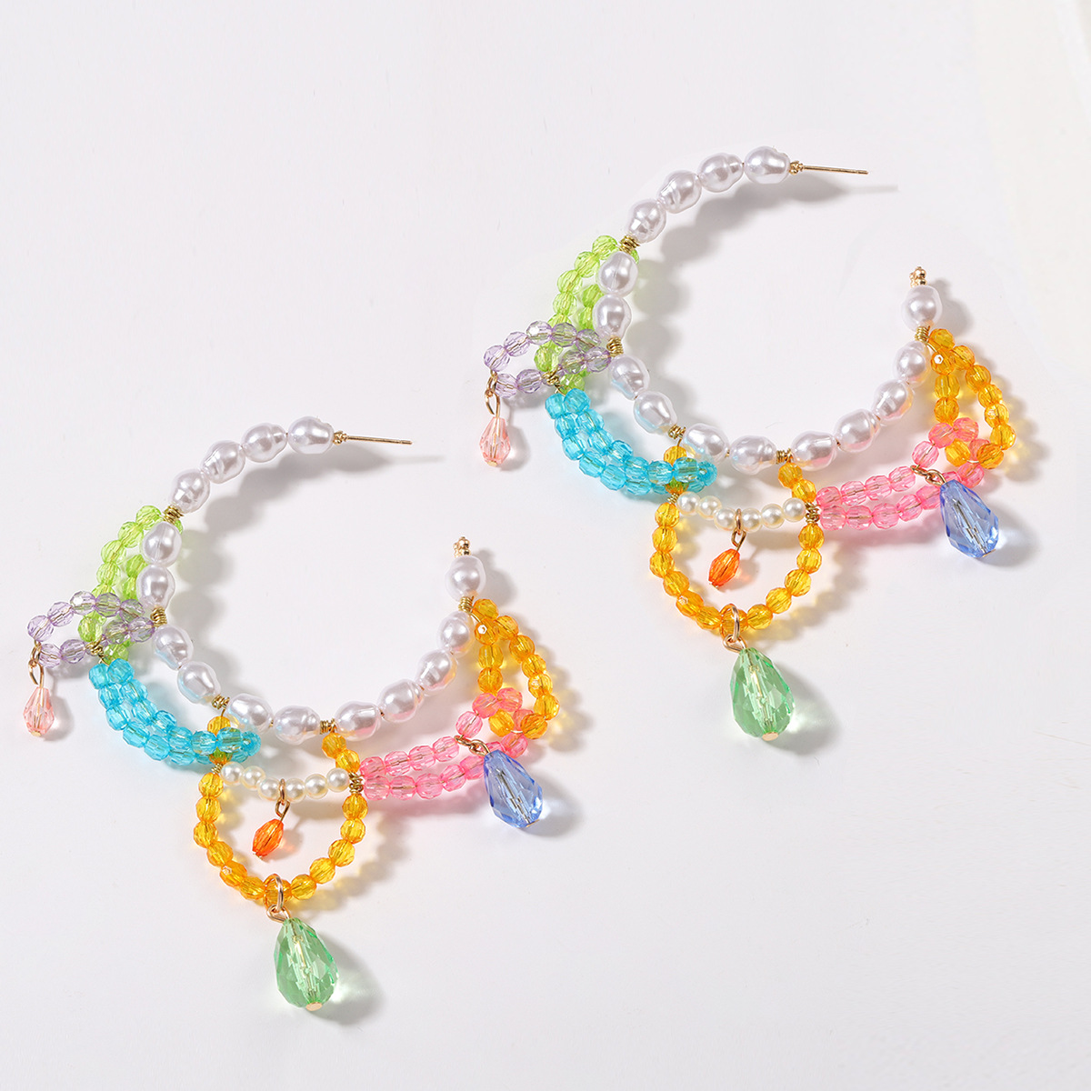 Summer Holiday Style Candy-colored Crystal Tassel Earrings C-shaped Beaded Resin Earrings display picture 2