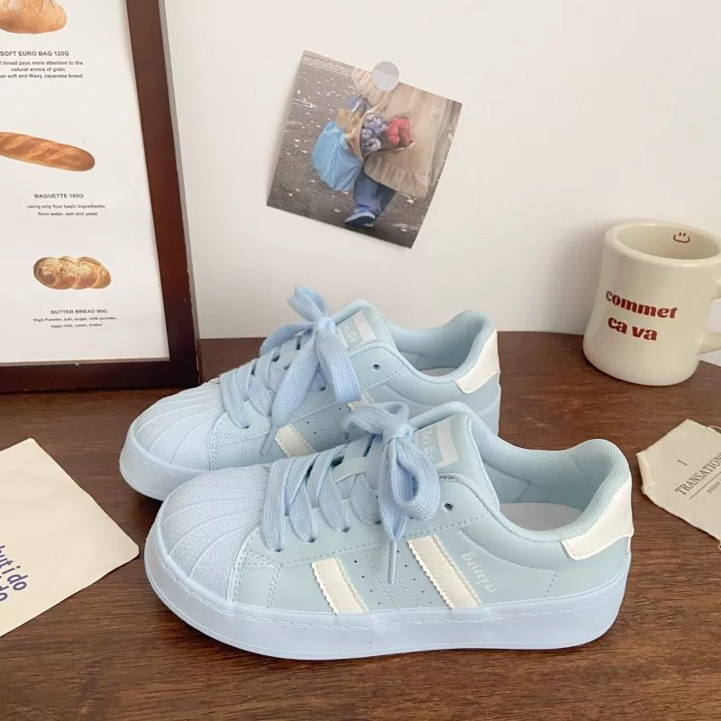 Синие туфли на толстой подошве женские раковины осенние новые chic нишевые корейские версии низкоуровневый дикий спорт маленькие белые туфли