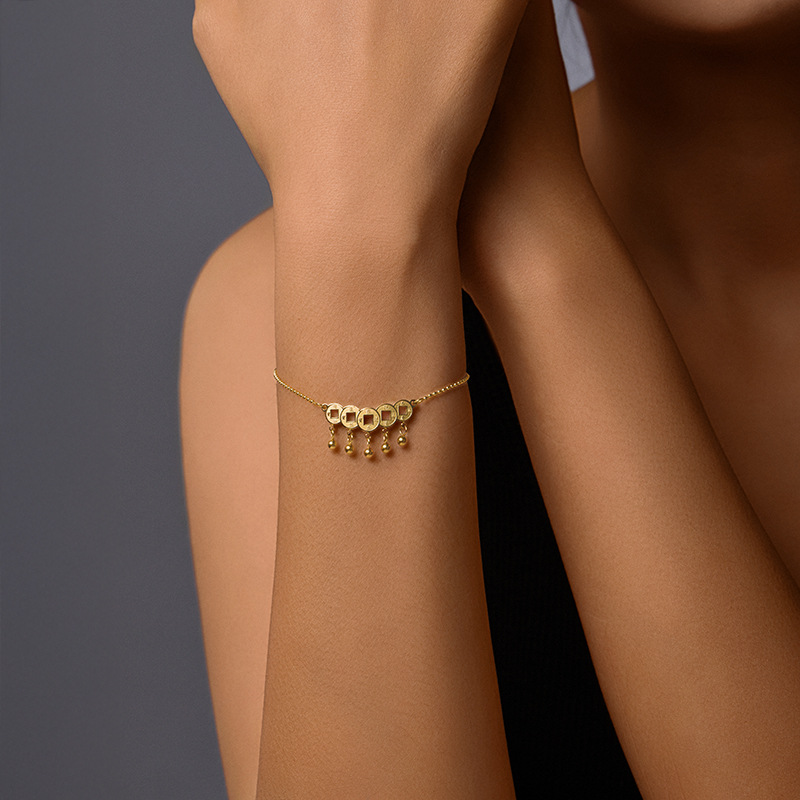 Xuping nicho de diseño ligero de lujo temperamento de cobre moneda brillante pulsera de acero inoxidable 24k color simple joyas de Año Nuevo al por mayor