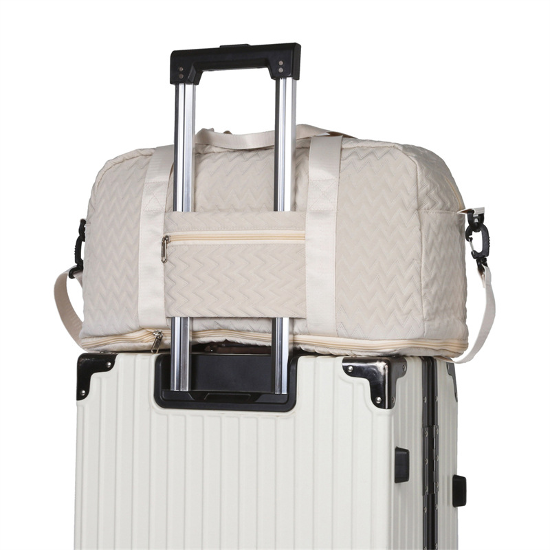 La nueva bolsa de viaje de gran capacidad, la bolsa de fitness de yoga de separación seca y húmeda, los viajes de negocios de corta distancia pueden ampliar el almacenamiento de equipaje