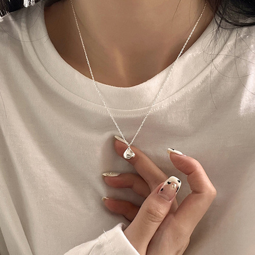 Fanning Droplet Necklace for Women - High-end Design, Beadless Collar Chain, Unique, Simple, Versatile, Cool Style, Elegant Choker