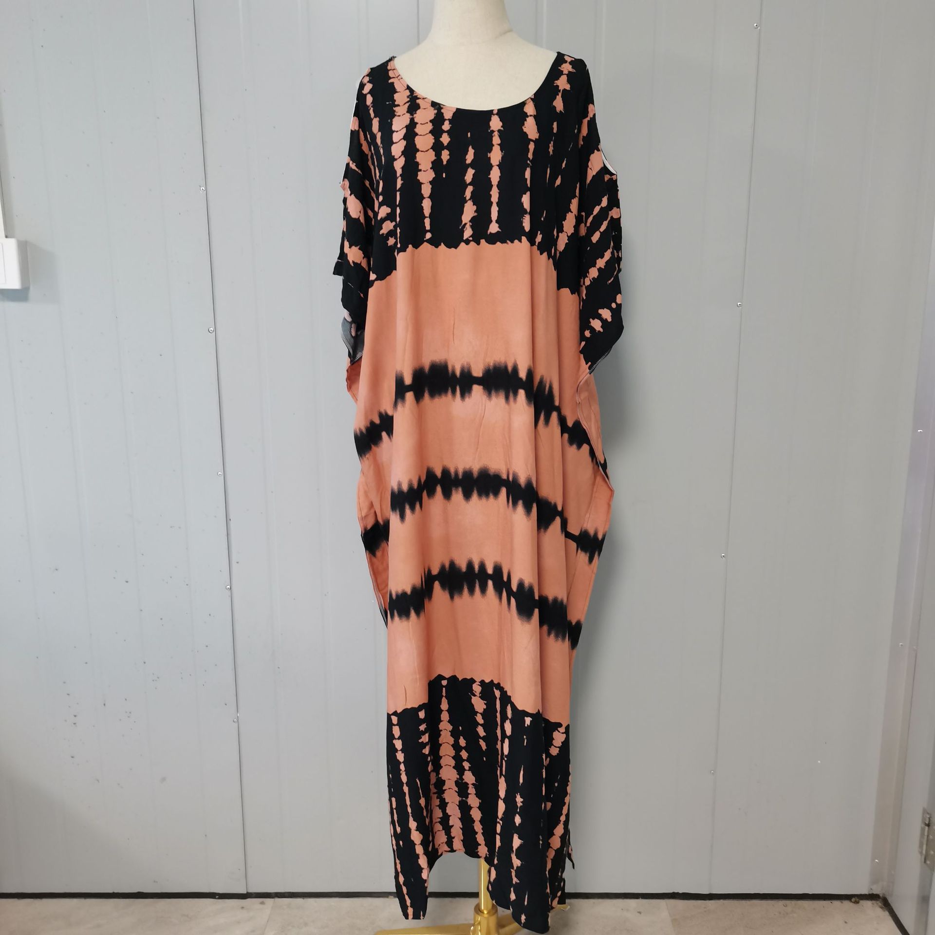 Blusa de playa europea y americana fuera del hombro posicionamiento túnica vacaciones en el mar Falda larga bikini traje de baño camisa de protección solar 1D31