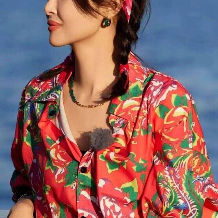 Xin Zhilei Star with Little Red Riding Book Flower Shirt Men's and Women's Couple's Long Sleeve Beach Style Northeast Big Flower Design Sense