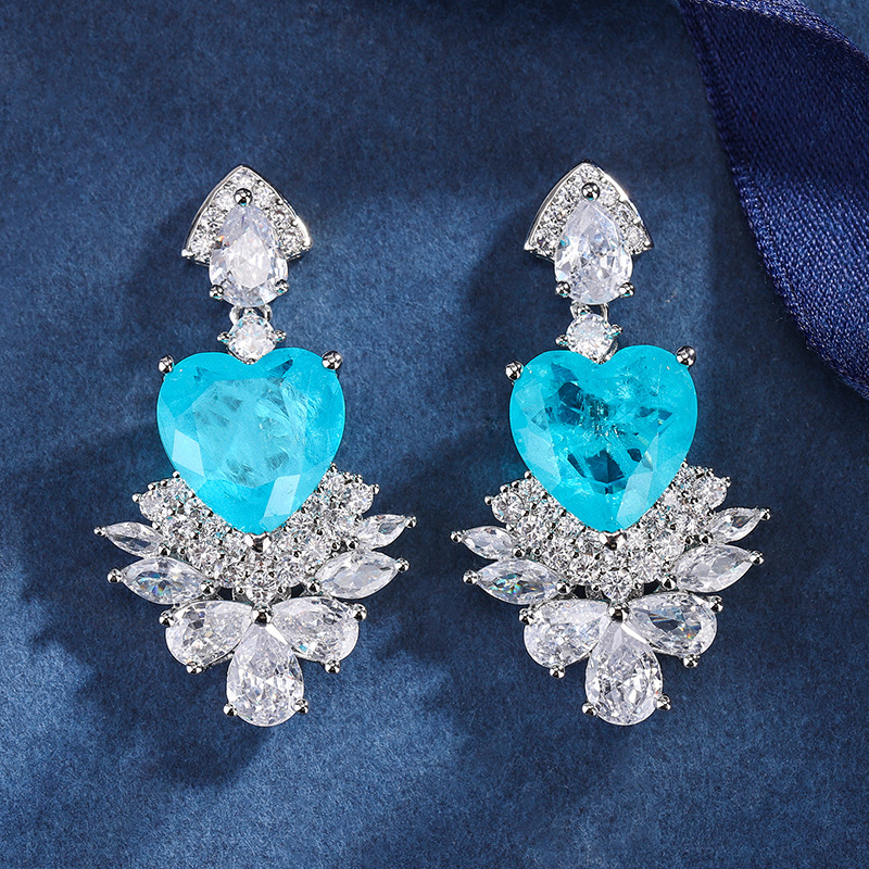 Zhuang Sheng joyas de cobre inferior chapado en oro de simulación de color tesoro en forma de corazón pendientes de luz de lujo temperamento pendientes femeninos 12*12