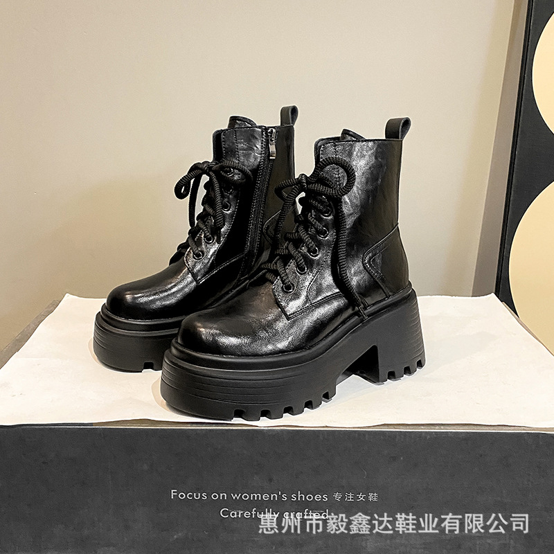 블랙 플러스 벨벳은 11CM 증가합니다.