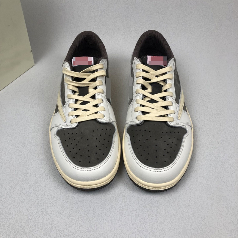 Putian Shoes Pure Original Jordan 1 Women's Shoes Aj1 Lightning Reverse Hook Black Mocha Black Warrior Men's Shoes Couple Sports Shoes Cross-Border Putian Shoes Pure Original Jordan 1 Women's Shoes Aj1 Lightning Reverse Hook Black Mocha Black Warrior Men's Shoes Couple Sports Shoes Cross-Border