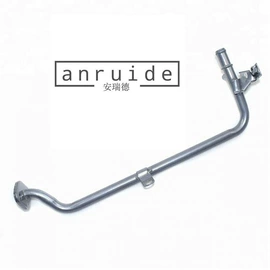 汽车水管;进气总管;油管