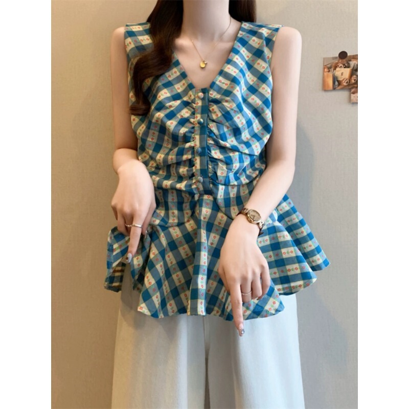 Forever21 Sweet and Unique Red Plaid V-Neck Waist-Cinching Tank Top for Women, Spring Vacation Style Sleeveless Camisole Top Forever21 Sweet and Unique Red Plaid V-Neck Waist-Cinching Tank Top for Women, Spring Vacation Style Sleeveless Camisole Top