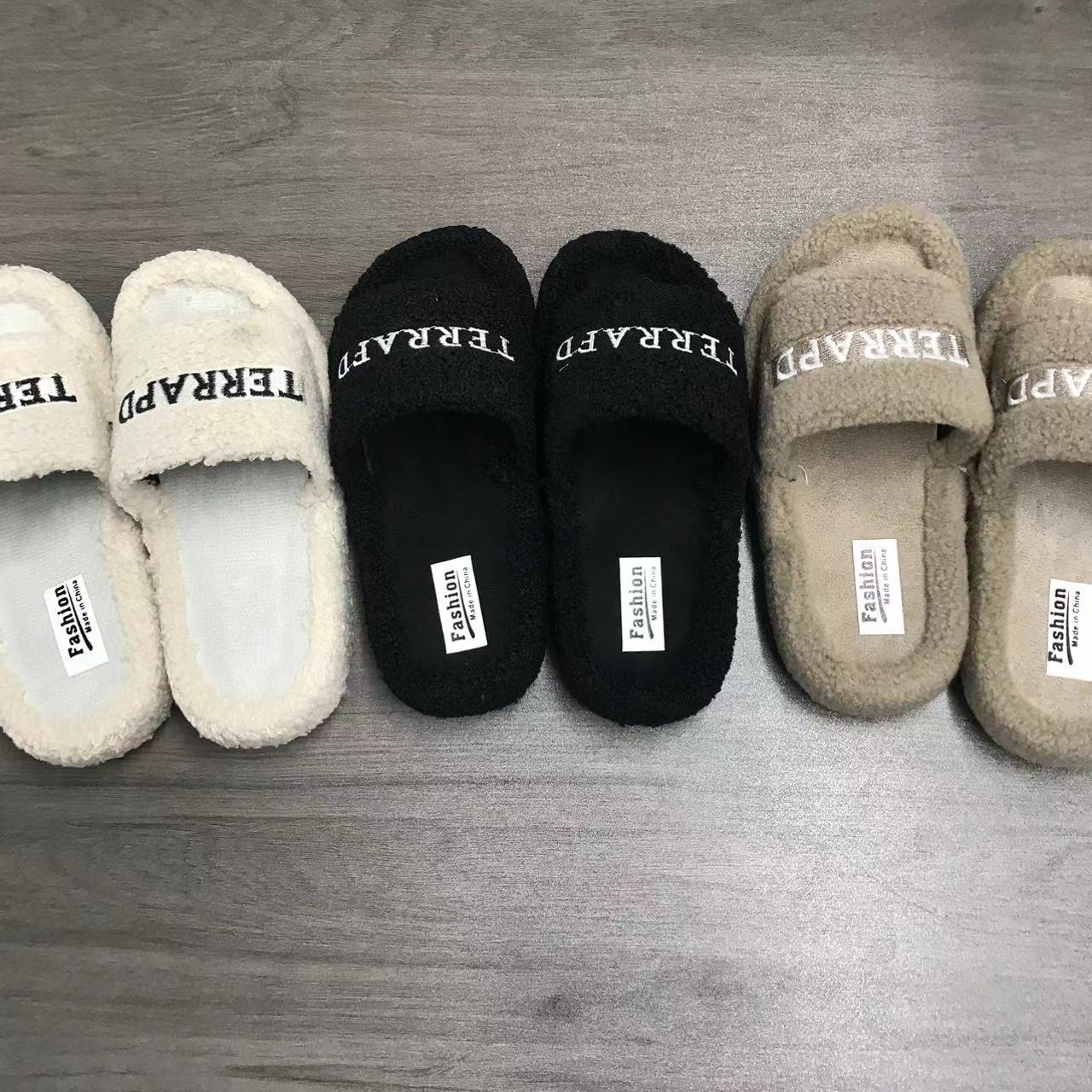 2024秋冬新款休闲百搭居家厚底刺绣黑色毛毛拖鞋羊羔毛拖鞋女外穿