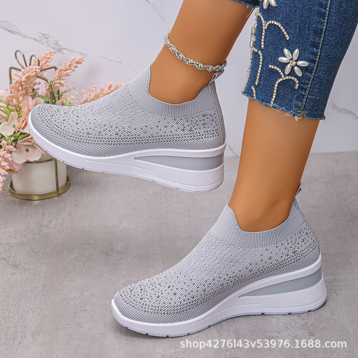 Mujeres transfronterizas botas de calcetines de tejido, pendiente de diamante flash con un pedal, ligero multicolor, suministro al por mayor de comercio exterior estable