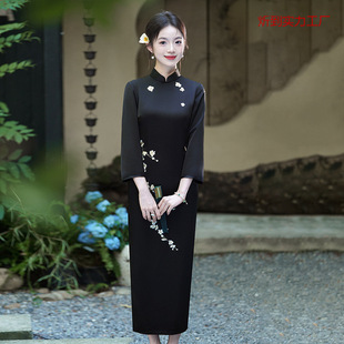 L2025¿Ůﶬʽp߶˚|ɫzq