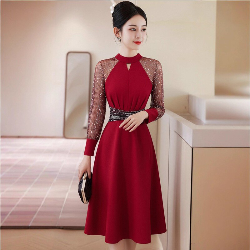 Elegant Toast Dress for Bride, Long Sleeve Wedding Dress, Engagement Banquet Evening Gown, High-End Petite Dress for Party