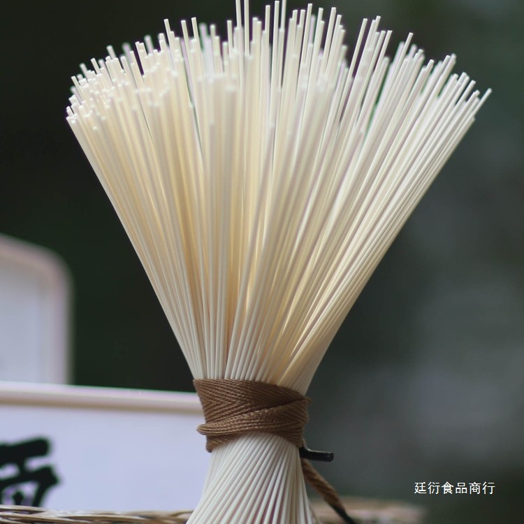 四川龙须面传统工艺银丝挂面古蔺包邮零钠手工挂面特细圆干面极细