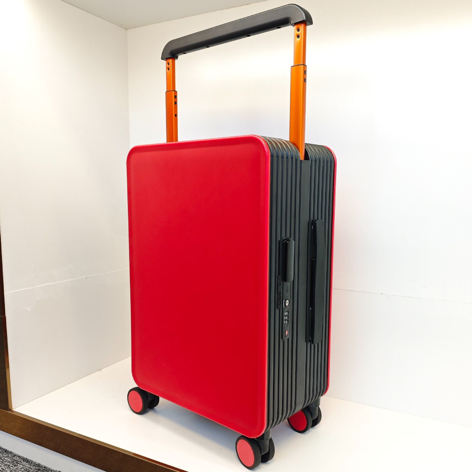 中置き幅レバースーツケース純PC静音ユニバーサルホイール20インチ旅行搭乗ケース大容量24インチ暗号ボックス