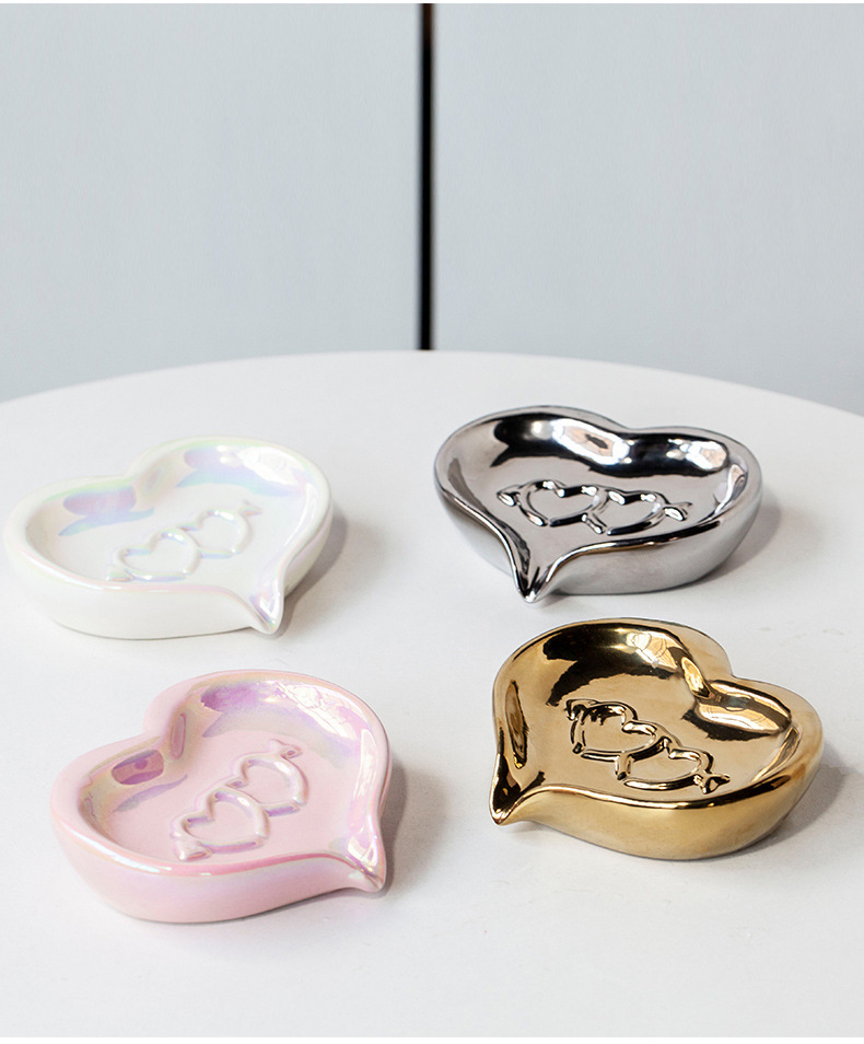 Heart Shape Pattern Simple Style, Classic Style Style Simple Style Classic Style Heart Shape Ceramics Soap Dish