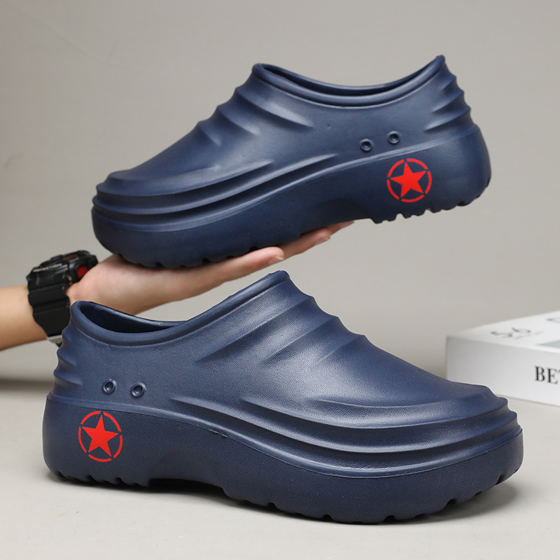 Una pieza de la fábrica de origen envía nuevos zapatos de chef, botas de lluvia antideslizantes y resistentes al desgaste, zapatos esenciales para usar al aire libre en la cocina ligera