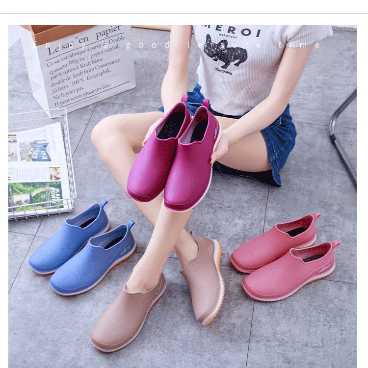 패션 여성 장화 스크럽 플랫 봄 가을 장화 스포츠 레저 주방 장화 도매 도매