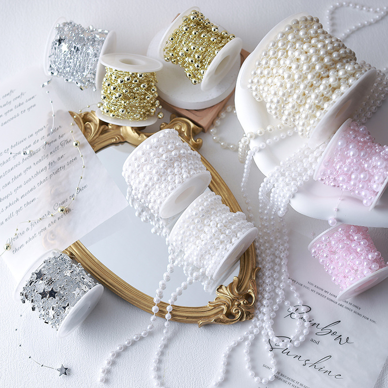 Nuevos productos calientes Decoración navideña French Retro Pequeña fragancia Cadena de perlas Cristal Collar transparente Accesorios de bricolaje