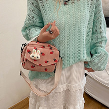 可爱少女森系爆款小挎包灯芯绒卡通草莓包ins小众高中生网红新款
