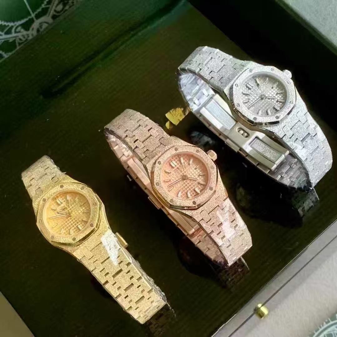 AP新款复刻精致爱家橡胶皇家橡树瑞士石英女士表时尚精钢钻圈夜光