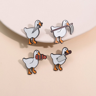 Funny Animal Brooch, Trickle Duck, Sickle, Kitchen Knife Dagger, Creative Shape Metal Badge