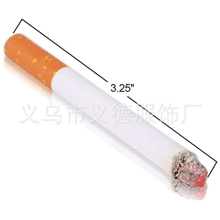 Un cigarrillo falso