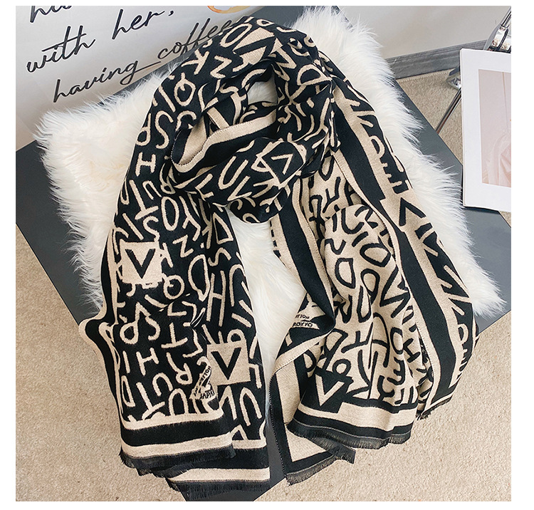 Cachecol em caxemira elegante para mulher xale versátil_voghion.com