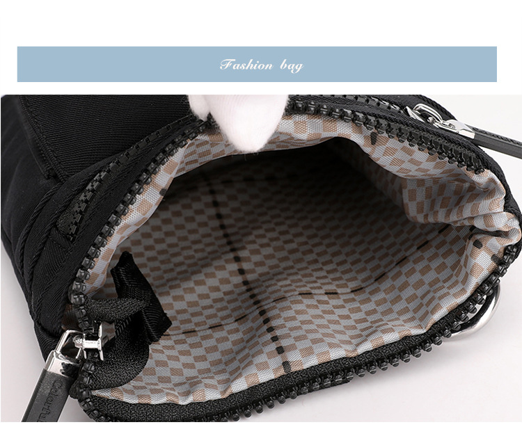 A new minimalist crossbody bag for women, a streetwear portable crossbody bag, water-resistant phone bag and waist bag undefined