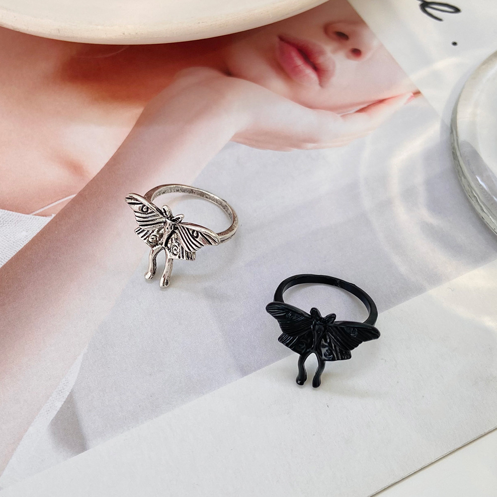 Fashion Punk Butterfly Ring Female Gothic Dark Metal Distressed Geometric Animal Index Finger Ring
