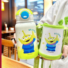 Strawberry Bear children's kindergarten school special food-grade 316 thermos cup portable cup cover can be used to carry the kettle cross-body