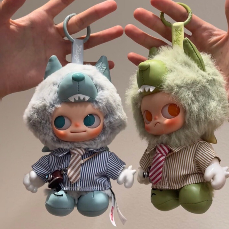 【Only Doll Clothes】Trendy Blind Box Doll Clothing Set Plush Dinosaur Hat Striped Shirt Tie Accessories for 10cm Dolls 【Only Doll Clothes】Trendy Blind Box Doll Clothing Set Plush Dinosaur Hat Striped Shirt Tie Accessories for 10cm Dolls
