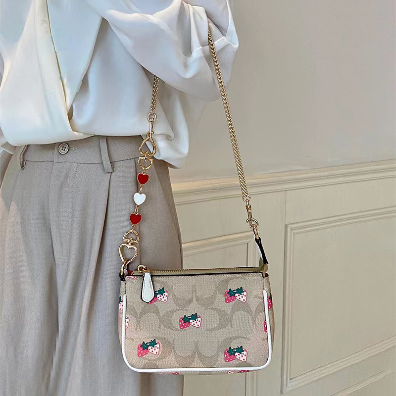 Venta directa de fábrica bolso de mahjong de fresa bolso de cadena de extensión de amor correa de hombro axila bolso largo con accesorios de cadena