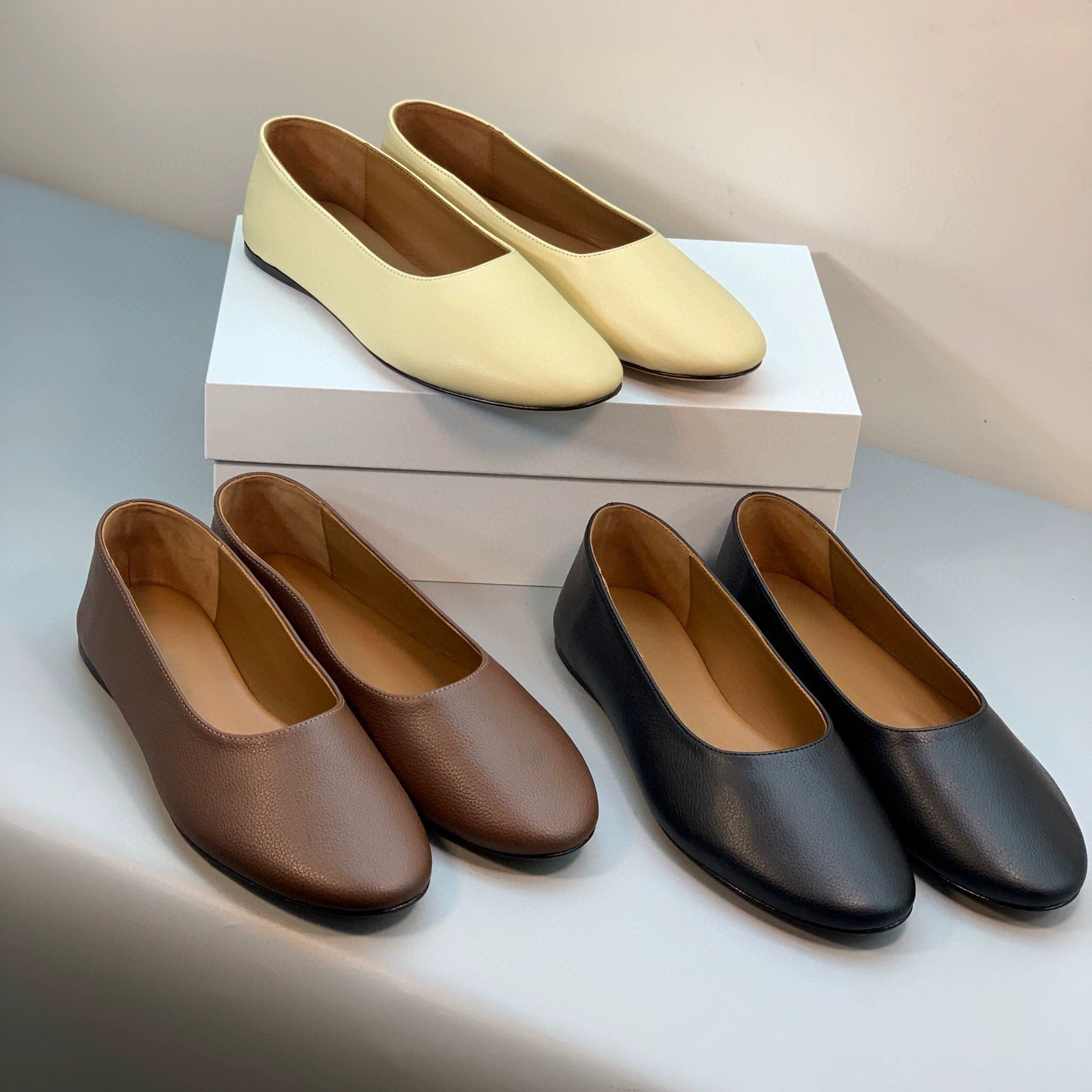 Оригинальные 2025 новые туфли-лодочки из натуральной кожи в французском ретро стиле, очень удобные плоские туфли для женщин.