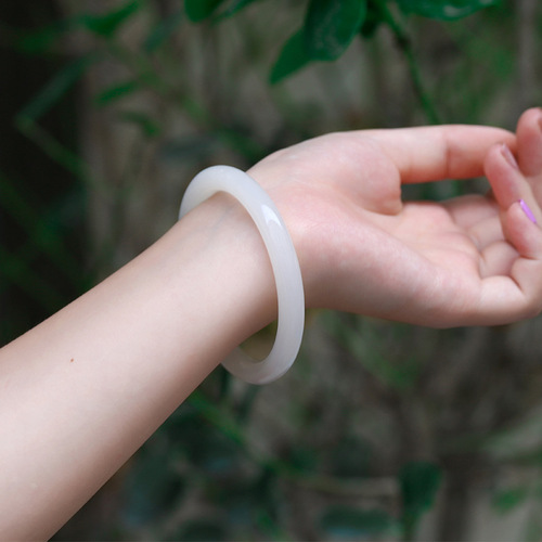 Xinjiang Hotan gold silk jade white jade bracelet women's thin round jade bracelet mutton fat white jade bracelet jade jade supply