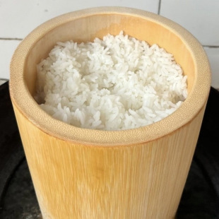 Whole Bamboo Steamed Rice Bucket, Handmade Natural Household Rice Bucket, Large Bamboo Bucket, Commercial Bamboo Steamer with Lid for Steaming Rice