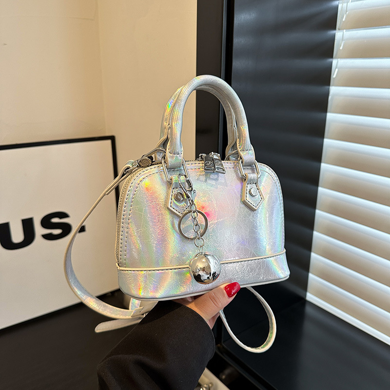 手拎時尚貝殼包女2024夏季新款簡約單肩包潮休閒小眾斜挎包