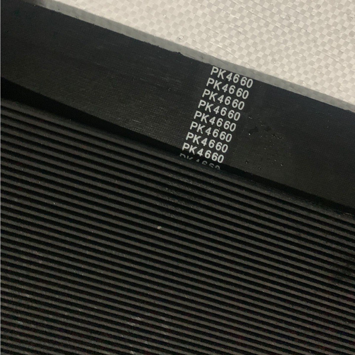 厂家直销汽车配件 重卡PK4660高速传动带 电机皮带国标 奔驰配件