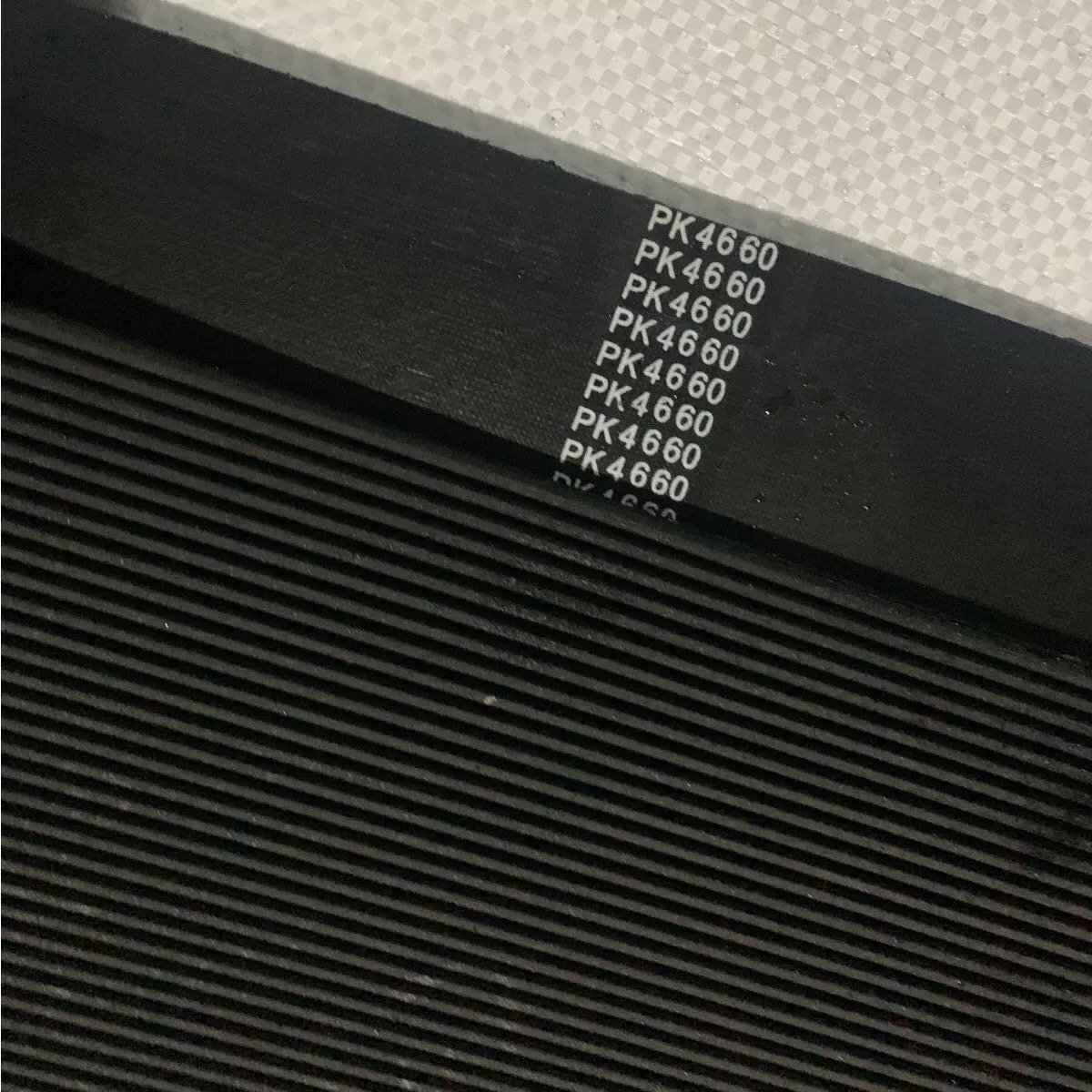 厂家直销汽车配件 重卡PK4660高速传动带 电机皮带国标 奔驰配件