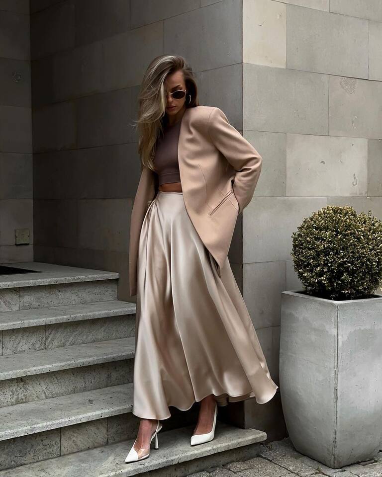 Chân váy nữ dáng chữ A lưng cao chất liệu satin bóng mịn dài vừa, vạt xòe rộng — Màu Kaki, Màu trắng, Màu đen chi tiết 19